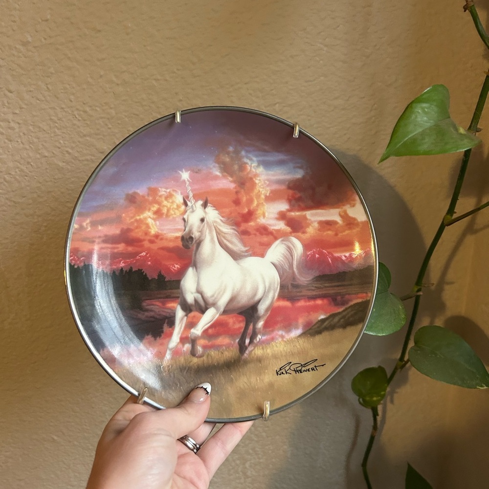 Franklin Mint Mystical Diamond Unicorn Plate